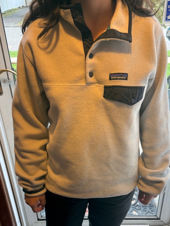 Patagonia Sweaters - VINTAGE Patagonia Synchilla Snap-T Fleece Pullover - Cream with grey/blue Trim